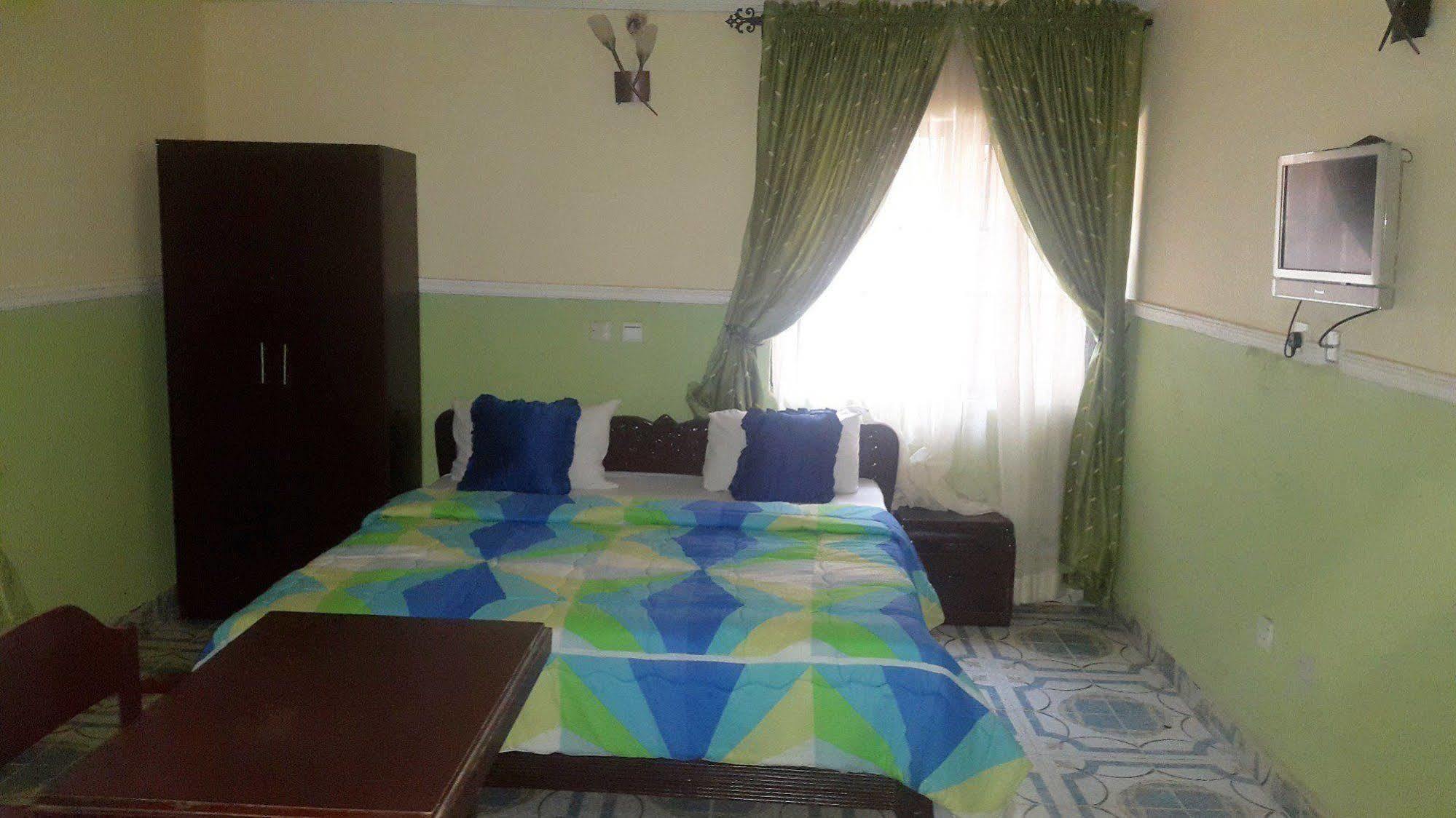 Maria Suites Lagos Extérieur photo